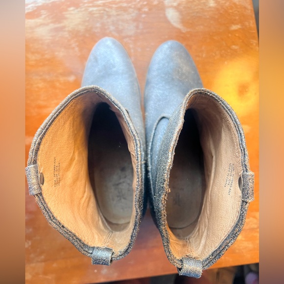 Frye metallic ankle boots size 8.5 - Picture 2 of 7